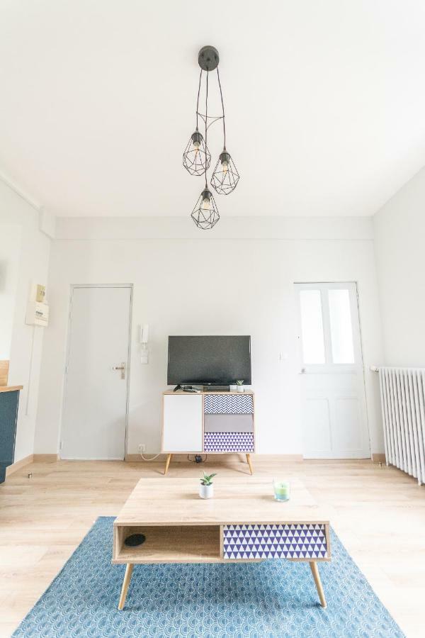 La Douce Angevine Apartment อองเชร์ ภายนอก รูปภาพ